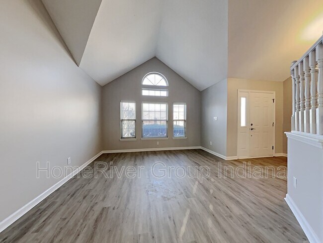 Foto del edificio - 1275 Easton Point Dr