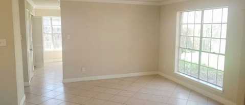 Foto del edificio - 4911 Algernon Dr