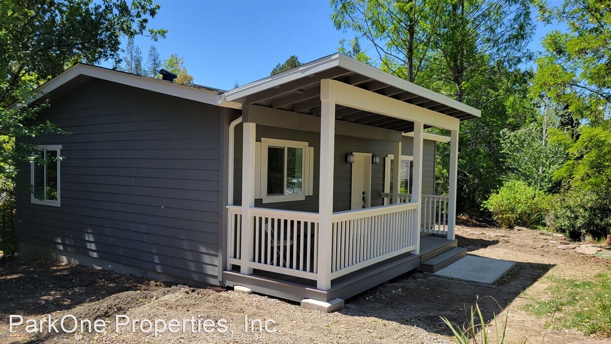 Primary Photo - 2 br, 1 bath House - 1023 Timothy Ln A