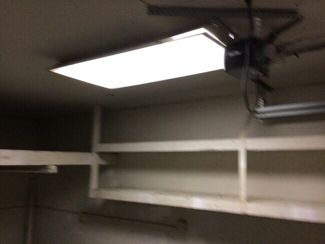 Foto del edificio - 3679 Camden Ave