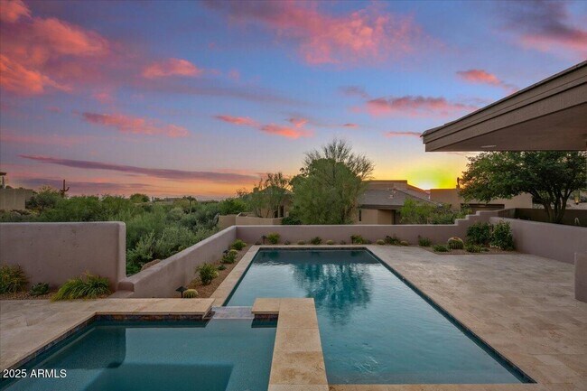 Foto del edificio - 41327 N 106th St