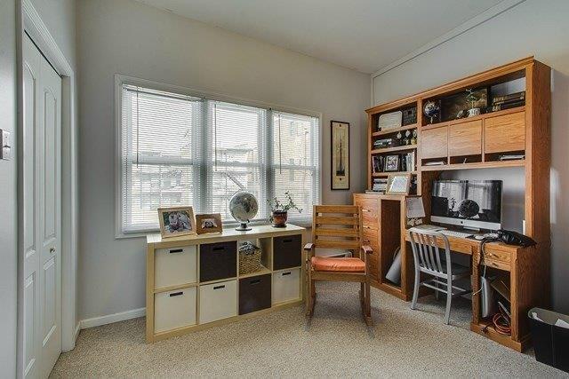 Foto del edificio - 4817 N Winchester Ave