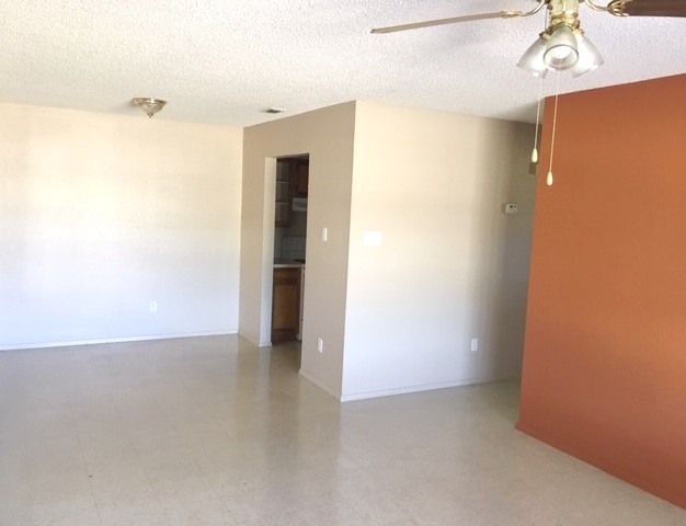 Dining Room - Orchid Place Apartments