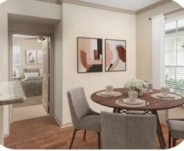 Building Photo - 702 Hadley St