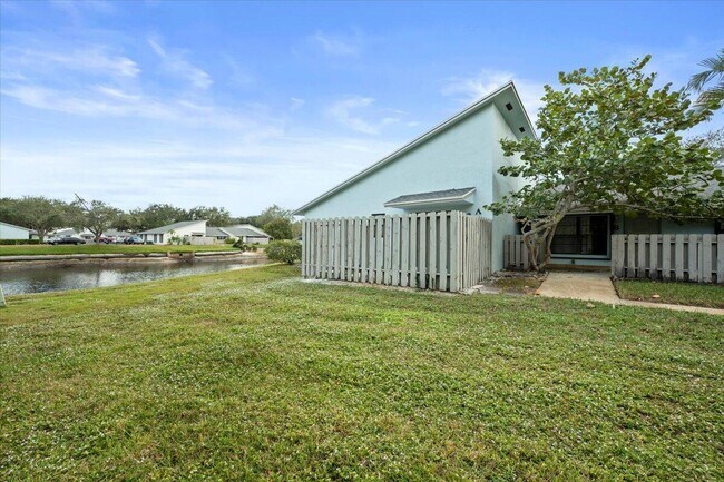 Foto del edificio - 431 Jupiter Lakes Blvd