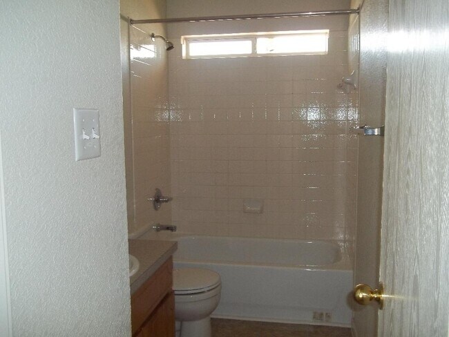 Foto del edificio - 334 S 40th St