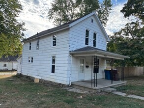 Building Photo - 805 S Johnson St