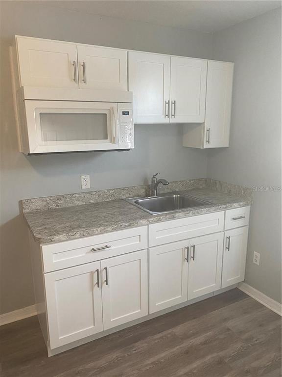 Foto del edificio - 162 Mango Dr