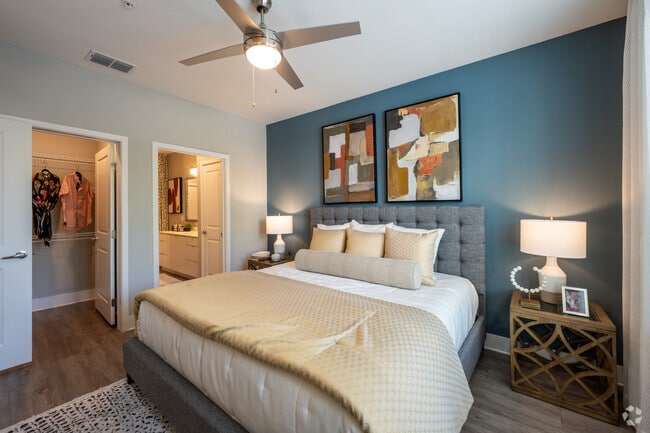 2BR, 2BA - 1,055SF - Seminole - Second Bedroom - Seven41 Winter Park