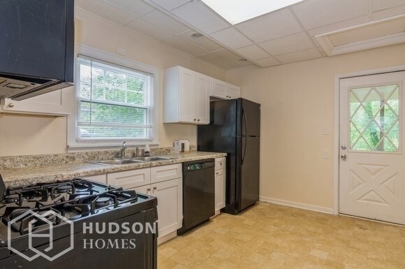 Building Photo - 42 Indian Trail