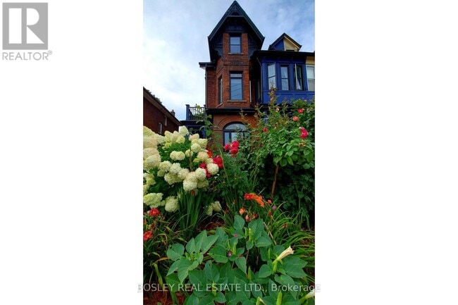 Building Photo - 10 Sylvan Ave