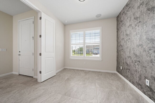 Foto del edificio - Immaculate Executive Home in Isles of Lake Nona