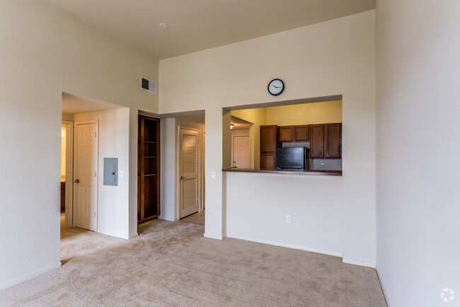 1BR, 1BA - Verona - 763 SF - Dining Area - Reserve At Cedar Lodge - Furnished available!