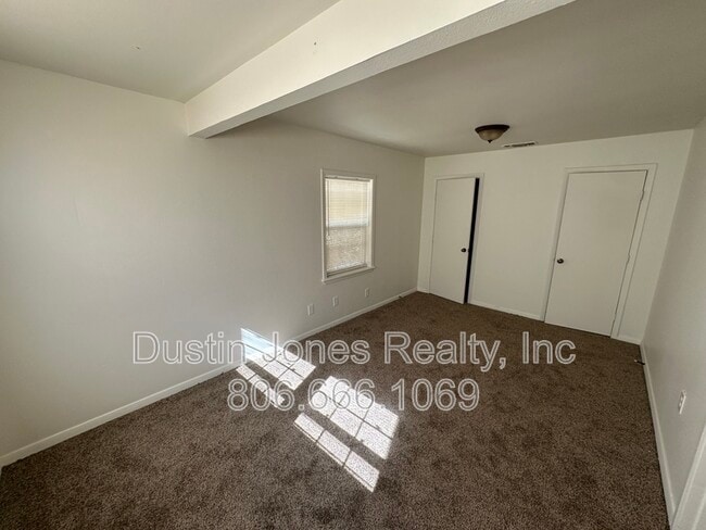 Building Photo - 1516 37th St