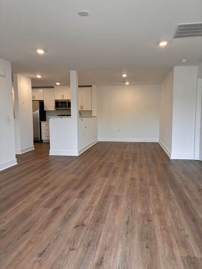 Building Photo - 5302 Mary Ashby Way