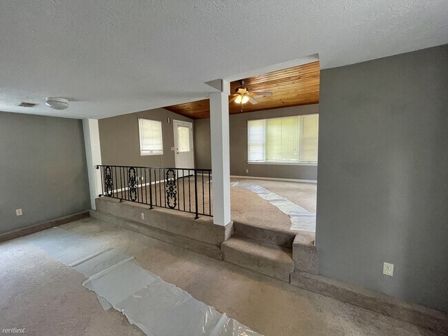 Building Photo - 2 br, 1 bath House - 714 Vernon Ave