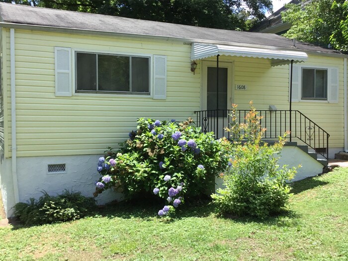 1608 W 52nd St, Chattanooga, TN 37409 House Rental in Chattanooga, TN