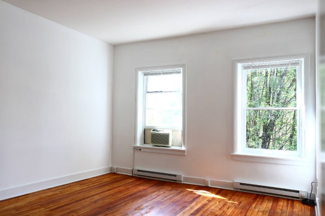 Building Photo - 55 W Louther St