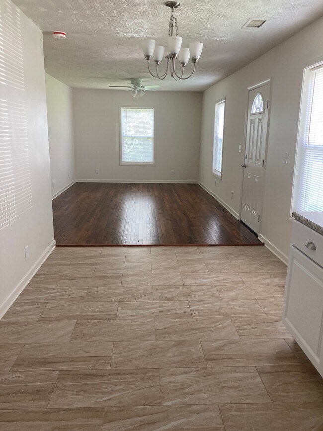 Living Room - 301 Knight Valley Dr