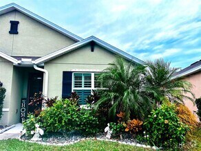 Building Photo - 16405 Treasure Point Dr