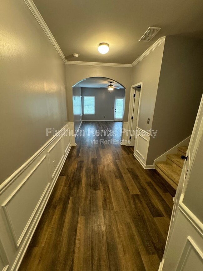 Foto del edificio - 5745 Woodside Crossing