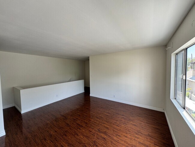 Foto del edificio - 293 N Hill Ave