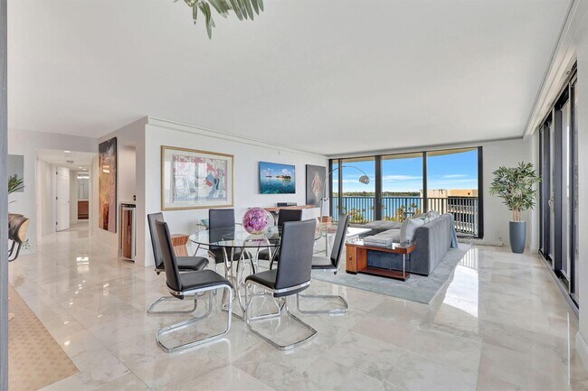 Foto del edificio - 3360 S Ocean Blvd