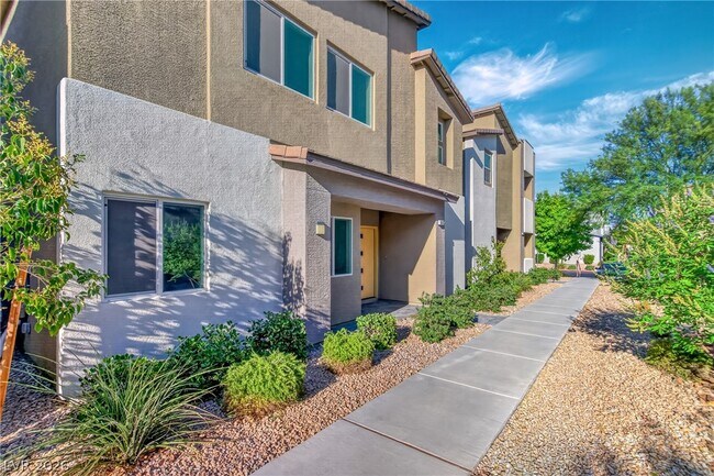 Building Photo - 7476 Onyx Star St