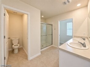 Building Photo - 2736 Dumont Ln