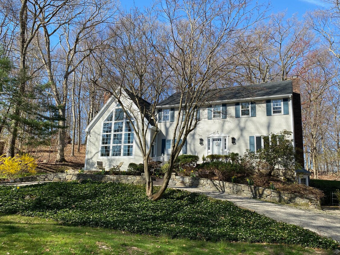 91 Raymond St, Darien, CT 06820 House Rental in Darien, CT