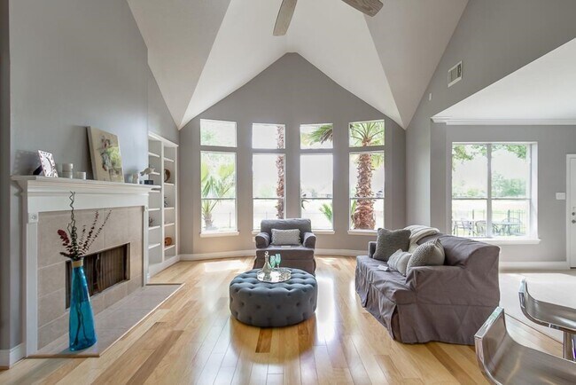 Foto del edificio - 11527 Ruby Canyon Ln