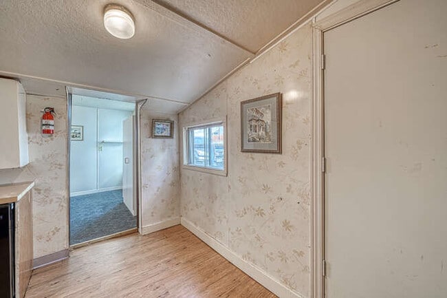 Foto del edificio - 426 E 11th St