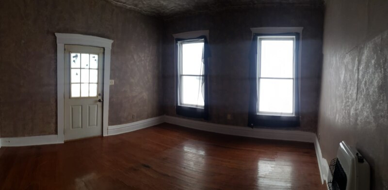 Building Photo - 412 6th Ave