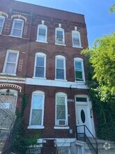 Building Photo - 281 Communipaw Ave