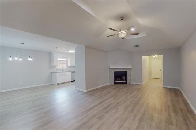 Foto del edificio - 4101 Tulip Tree Ct