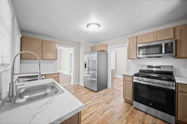 Foto del edificio - 1108 Muskegon Ave NW