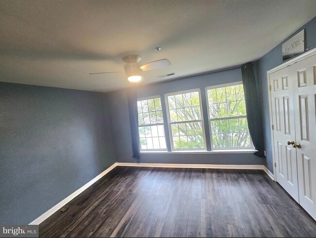 Building Photo - 13907 Edwall Dr