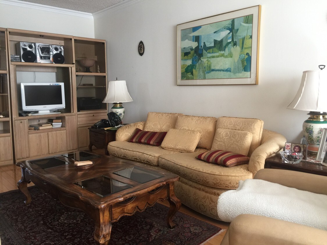 Foto del edificio - 3843 Tilden Ave