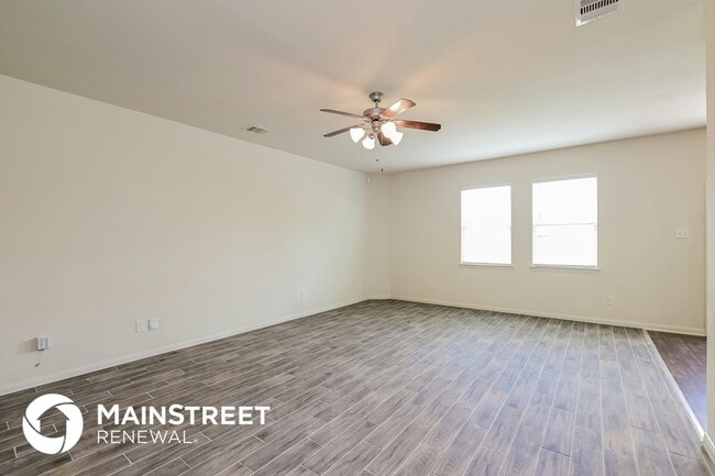 Building Photo - 26051 Allan Poe Dr