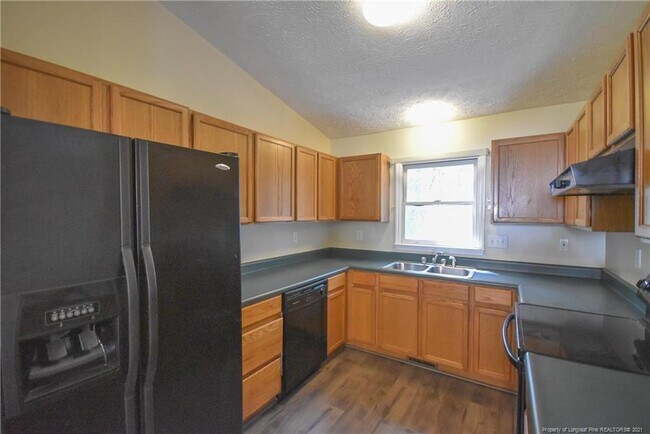 Building Photo - 117 Sherwood Ln