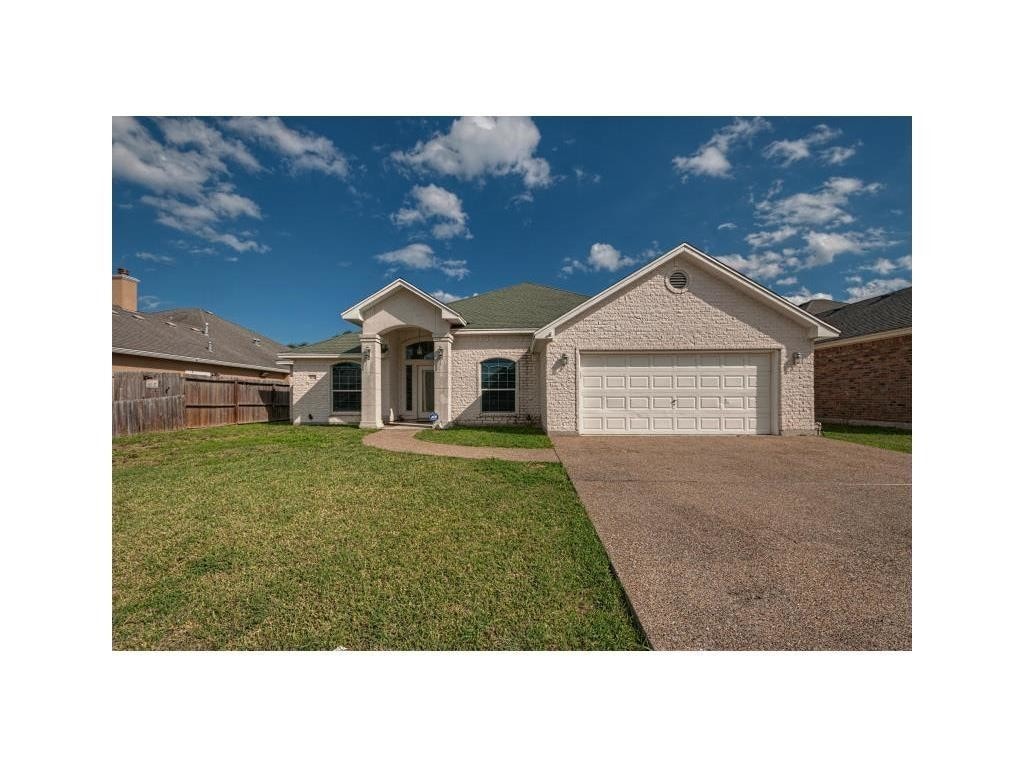 3214 Quail Run Dr, Corpus Christi, TX 78414 House Rental in Corpus