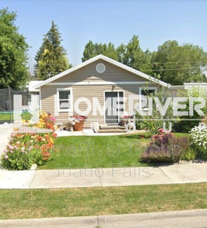 328 W 18th St, Idaho Falls, ID 83402 House for Rent in Idaho Falls