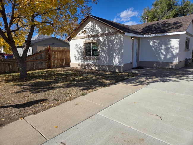 Photo - 131 2nd St House