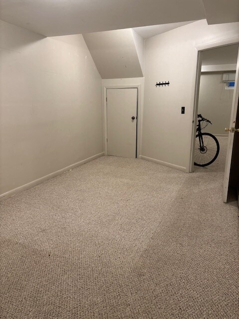 Foto del edificio - 211 Roundhouse Ct