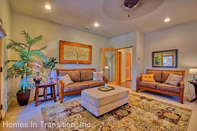 Building Photo - 2 Canyon Ridge Dr