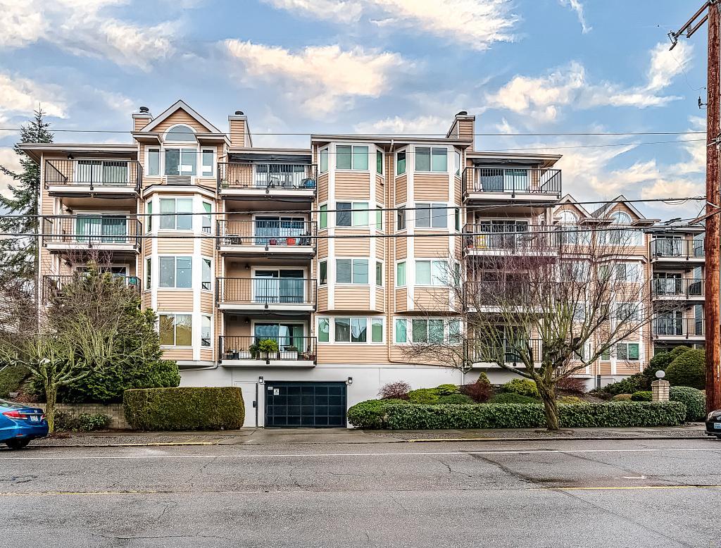 Primary Photo - Cinnamon Ridge Condominiums - 2 bedrooms