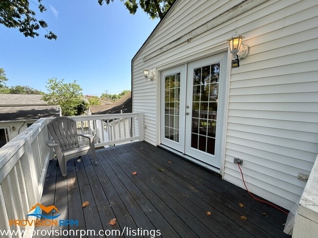 Building Photo - 7828 Bodkin View Dr
