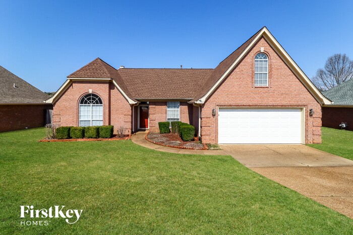 Foto principal - 7740 Shadow Bend Ln