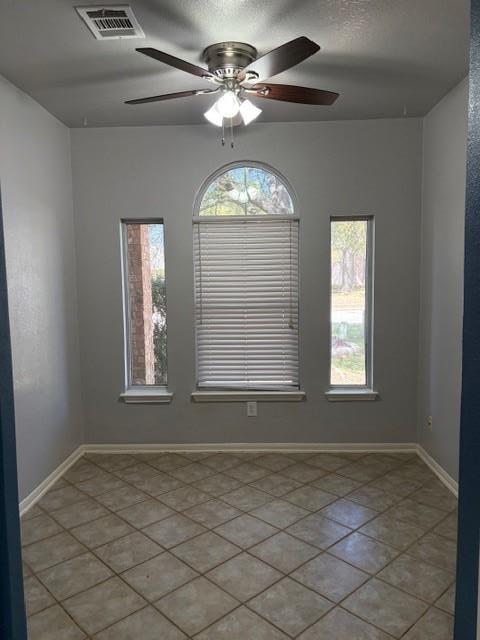 Building Photo - 1813 Parralena Ln