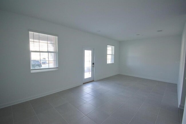 Building Photo - 11718 Boldface Dr.
